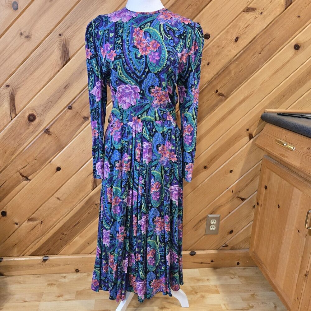 Vtg Jessica Howard Elegant Modest Cottagecore Floral Dress Rayon Size 8 Pleated